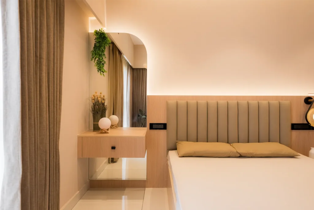 beautiful-headboard-for-master-bedroom
